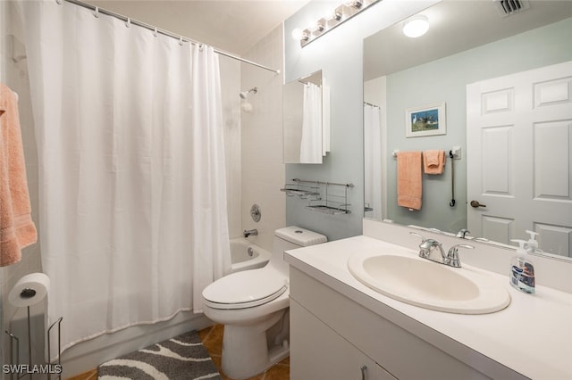 full bath with toilet, shower / bathtub combination with curtain, visible vents, and vanity