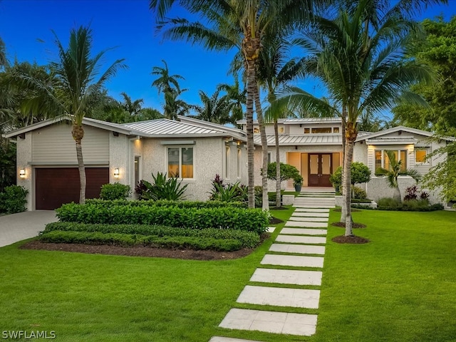 view of front of property with a front lawn