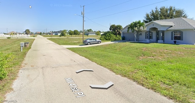 Listing photo 2 for 3035 NW 41st Pl, Cape Coral FL 33993