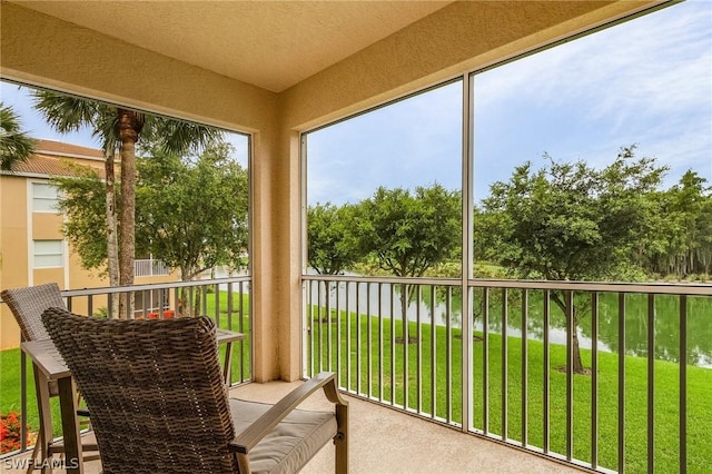 view of sunroom / solarium