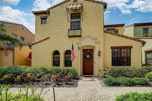 view of mediterranean / spanish house