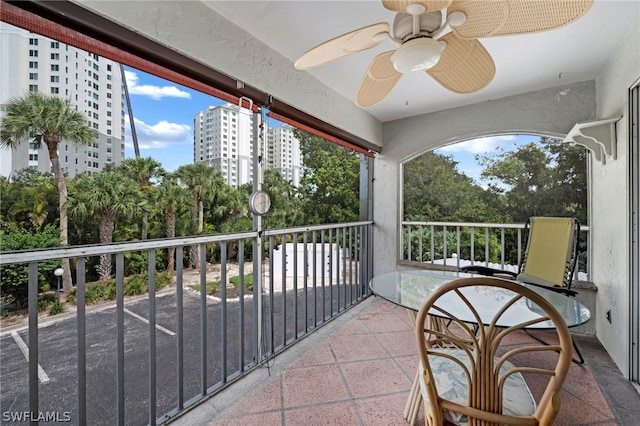 balcony with ceiling fan