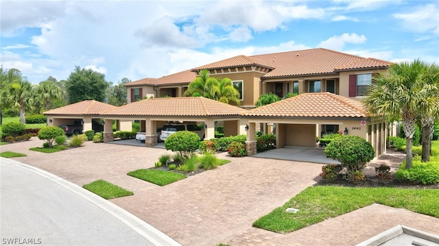 view of mediterranean / spanish-style house