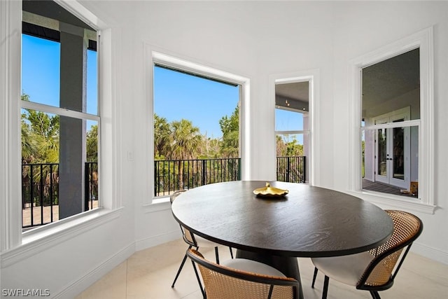 view of sunroom / solarium