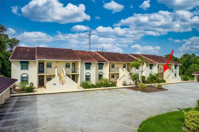 view of front of home