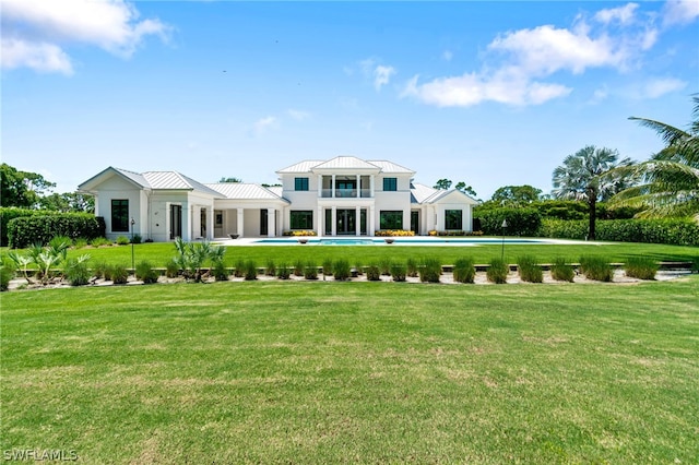 exterior space featuring a balcony