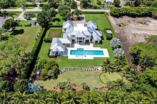 171 N St, Naples, FL 34108 - bird's eye view of a pool