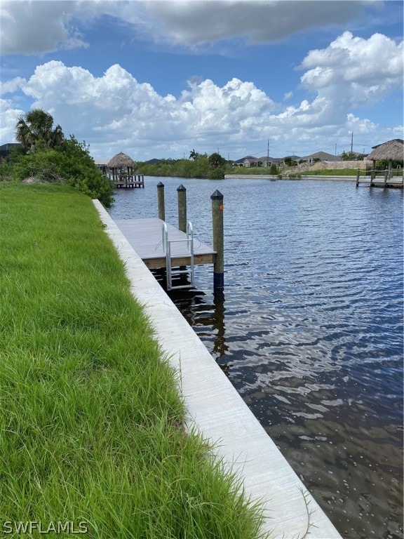 Listing photo 2 for 1213 NW 35th Ave, Cape Coral FL 33993