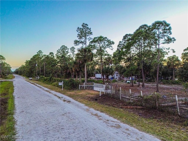 Listing photo 2 for 630 S Trebol St, Clewiston FL 33440