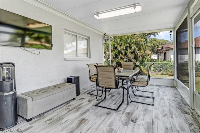 view of sunroom / solarium