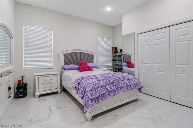 bedroom featuring a closet