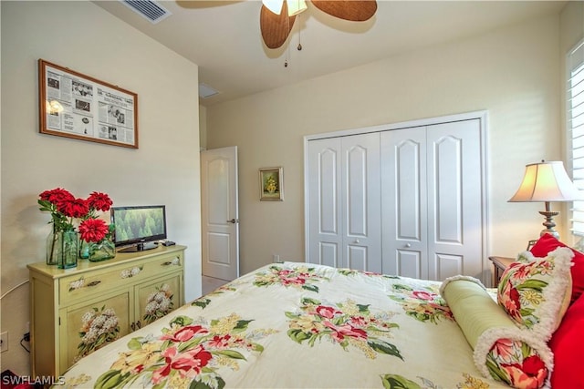 bedroom featuring a closet and ceiling fan