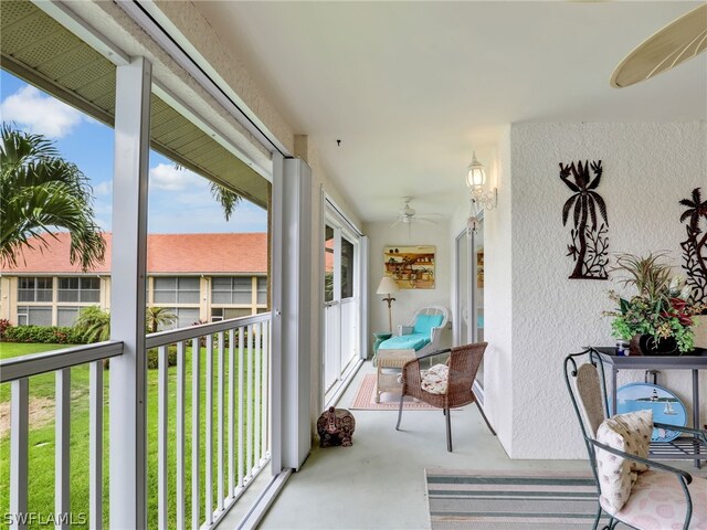 balcony with ceiling fan