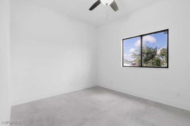 unfurnished room with ceiling fan