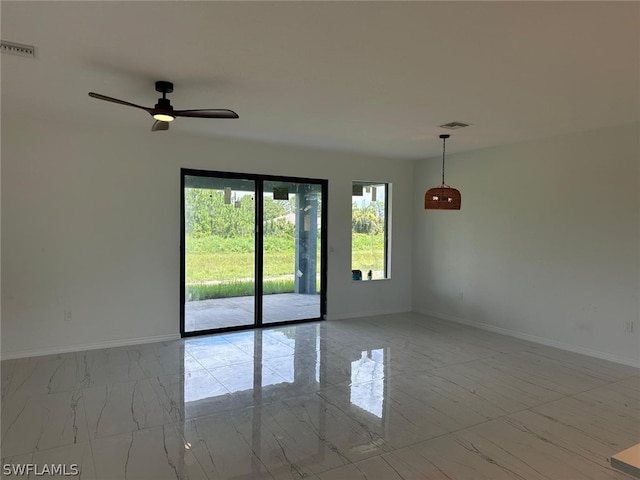 empty room with ceiling fan