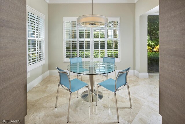 dining space with a wealth of natural light