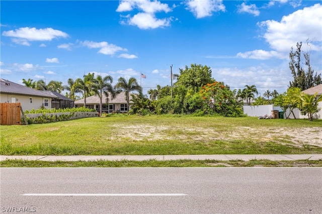 Listing photo 2 for 1222 Gleason Pkwy, Cape Coral FL 33914