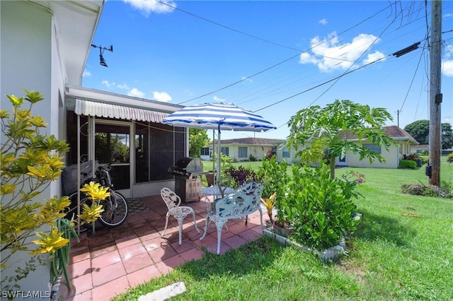 view of yard with a patio