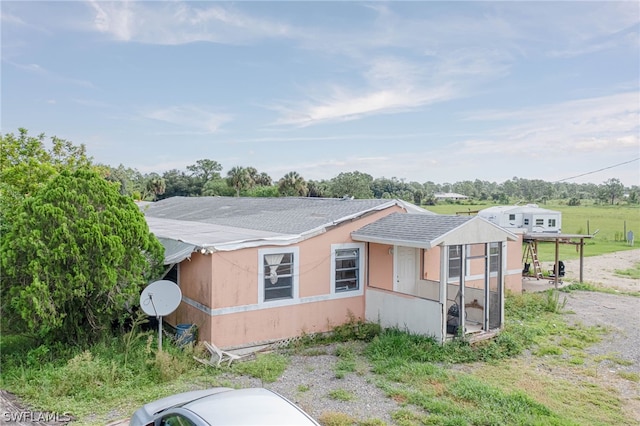 view of side of property