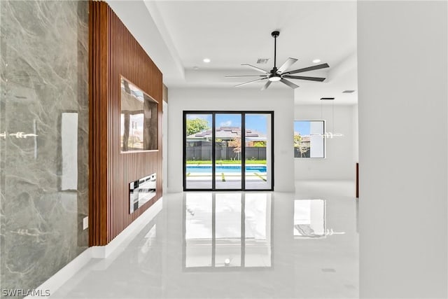 empty room featuring ceiling fan