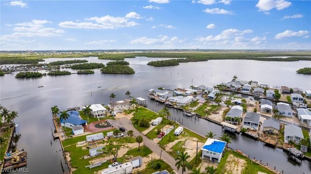 Listing photo 2 for 866 Oak St, Fort Myers Beach FL 33931