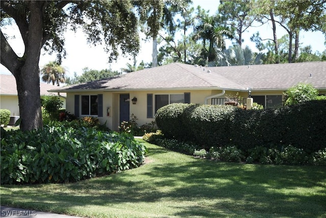 58 Glades Blvd Unit 1393, Naples, FL 34112 - single story home with a front yard