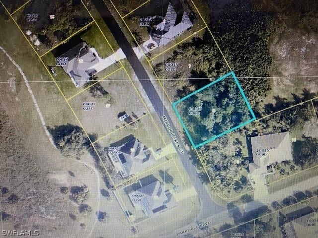 697 Mirror Lakes Ct, Lehigh Acres, FL 33974