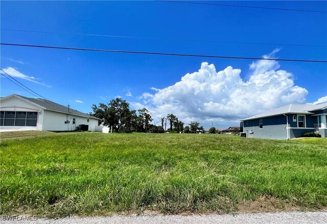 76 Mark Twain Ln, Rotonda West, FL 33947