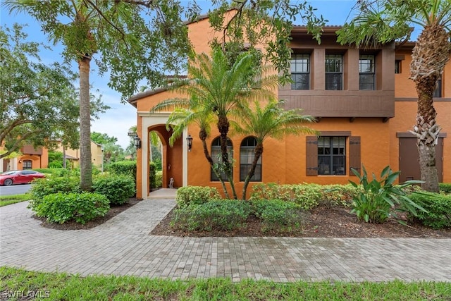 view of front of home with stucco siding