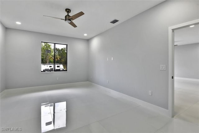 empty room featuring recessed lighting, visible vents, and a ceiling fan