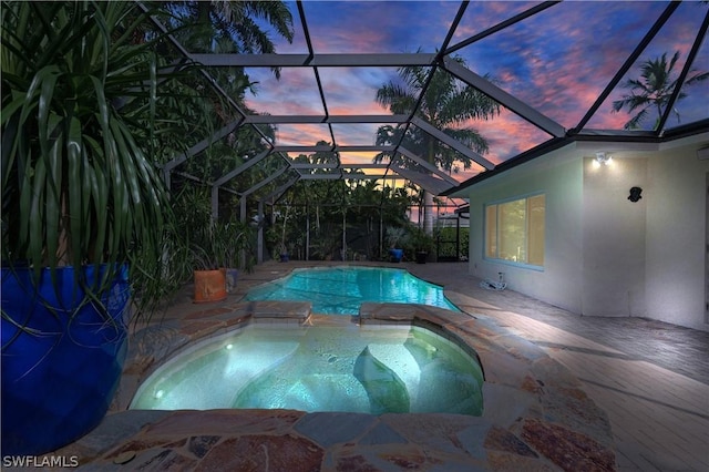 1303 Wahoo Ct, Naples, FL 34102 - view of swimming pool with a patio area and a pool with connected hot tub