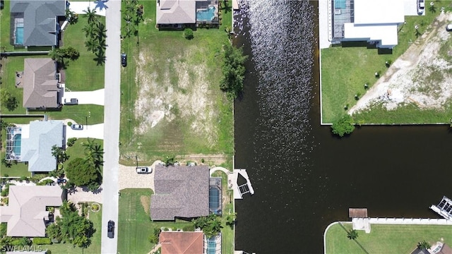 Listing photo 3 for 2527 SW 35th Ln, Cape Coral FL 33914