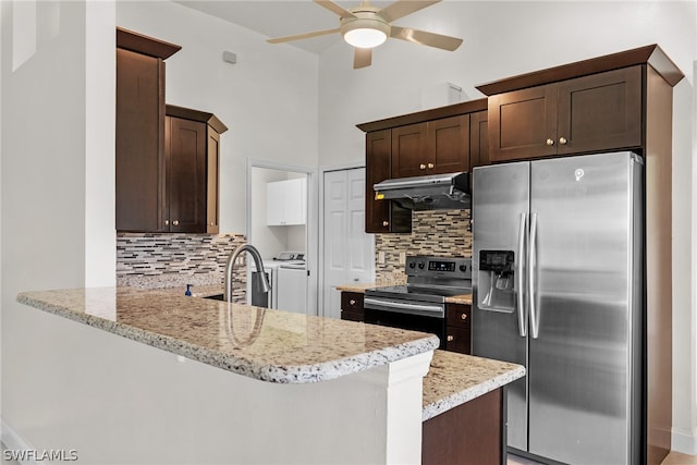 kitchen featuring ceiling fan, backsplash, appliances with stainless steel finishes, and kitchen peninsula