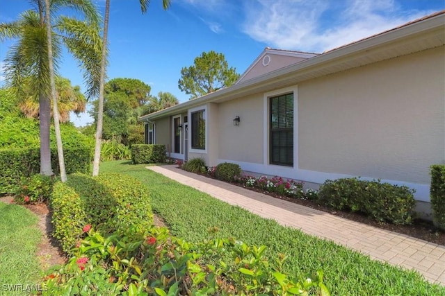 7685 Meadow Lakes Dr Unit 1301, Naples, FL 34104 - view of yard