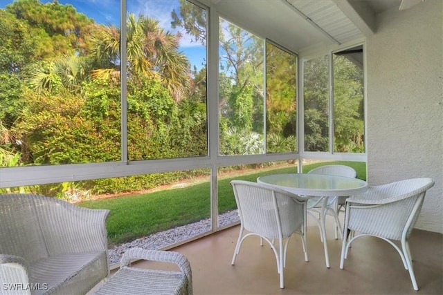 7685 Meadow Lakes Dr Unit 1301, Naples, FL 34104 - sunroom featuring outdoor dining space