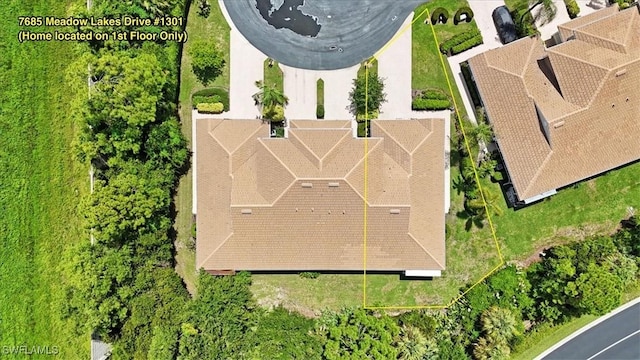 7685 Meadow Lakes Dr Unit 1301, Naples, FL 34104 - aerial view of property and surrounding area featuring property boundaries highlighted