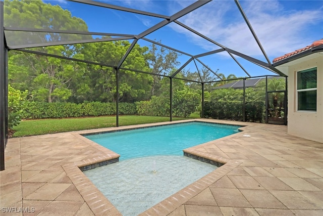 7787 Martino Cir, Naples, FL 34112 - swimming pool with a patio