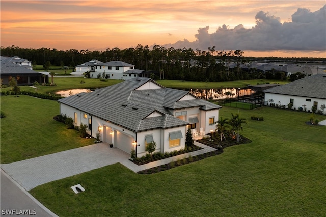 view of aerial view at dusk