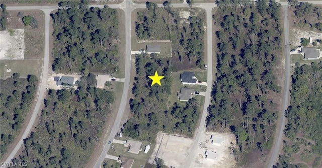 Listing photo 3 for 313 Mcarthur Blvd, Lehigh Acres FL 33974