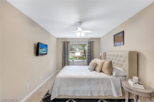 bedroom featuring ceiling fan