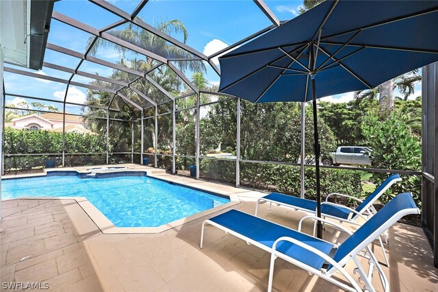 8785 Ventura Way, Naples, FL 34109 - photo 3