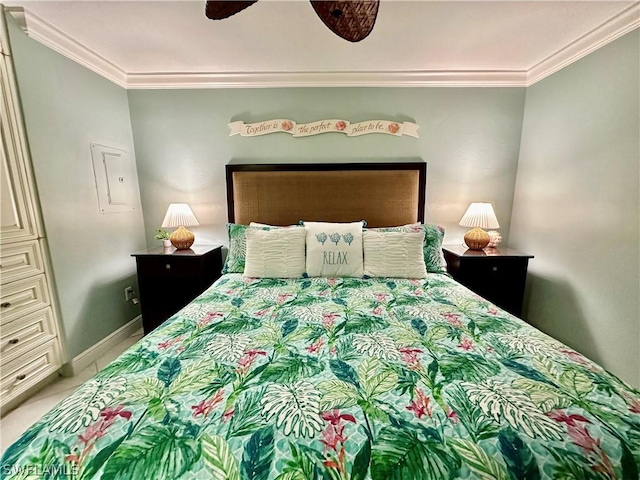 bedroom featuring crown molding and ceiling fan