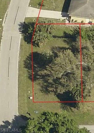 Listing photo 3 for 2331 Caladium Rd, Fort Myers FL 33905