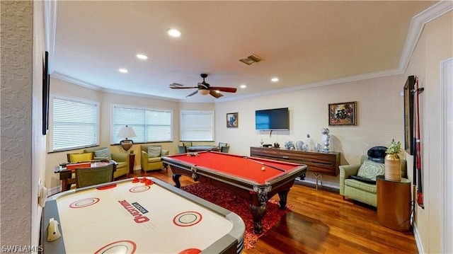 game room with ceiling fan, hardwood / wood-style flooring, crown molding, and billiards