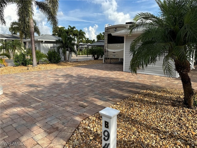 Listing photo 3 for 10071 Willowood Dr, Fort Myers FL 33905