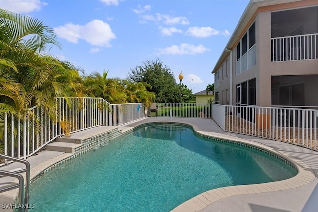 view of swimming pool