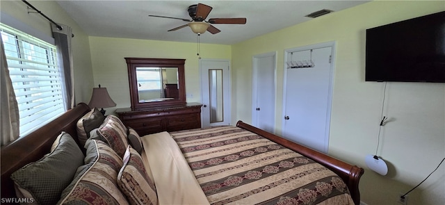 bedroom featuring ceiling fan