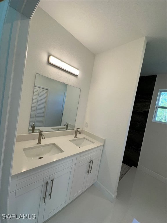 bathroom with vanity