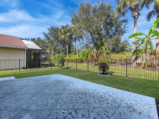 view of yard with a patio