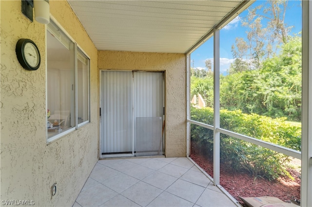 view of unfurnished sunroom